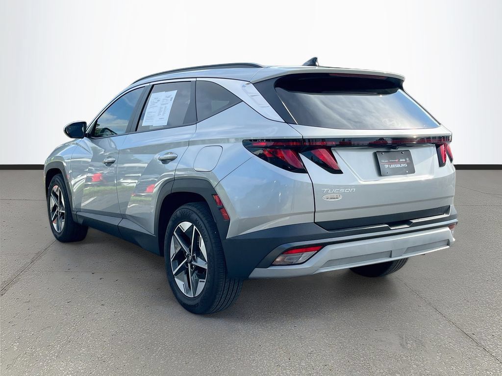 Used 2025 Hyundai Tucson SEL FWD image 5