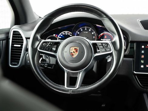 Used 2022 Porsche Cayenne Platinum Edition AWD/4WD image 9