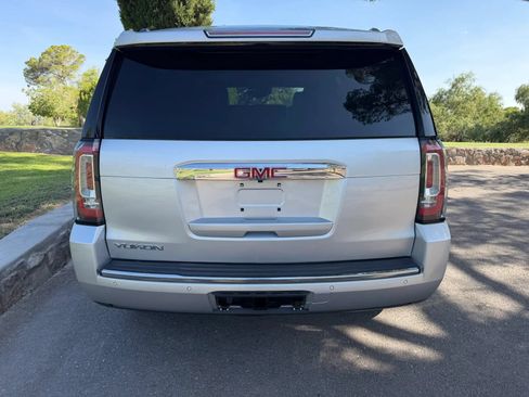 Used 2017 GMC Yukon Denali w/ Open Road Package AWD/4WD image 4