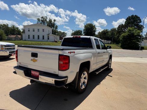 Used 2015 Chevrolet Silverado 1500 LTZ w/ LTZ Plus Package AWD/4WD image 30