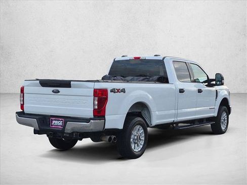 Used 2022 Ford F250 XLT AWD/4WD image 5