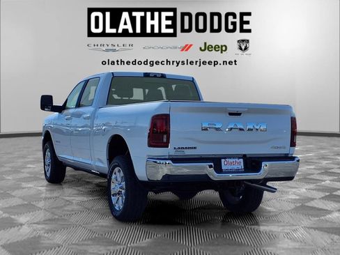 New 2026 RAM 2500 Laramie AWD/4WD image 3