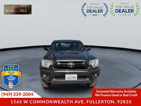 Used 2015 Toyota Tacoma PreRunner w/ TRD Sport Package RWD image 3