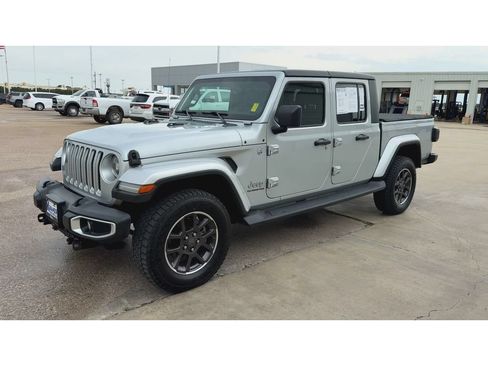 Used 2022 Jeep Gladiator Overland w/ Popular Equipment Package AWD/4WD image 4