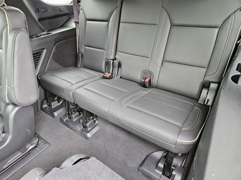 Used 2021 GMC Yukon SLT w/ SLT Premium Package RWD image 32