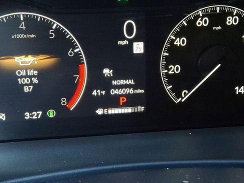 Used 2024 Honda Pilot Touring image 19