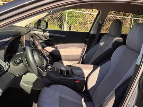 Used 2023 Subaru Outback Premium AWD/4WD image 12