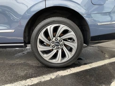 Used 2023 Lincoln Navigator Reserve AWD/4WD image 37