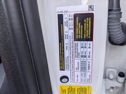 Used 2022 BMW X6 xDrive40i w/ Executive Package image 14