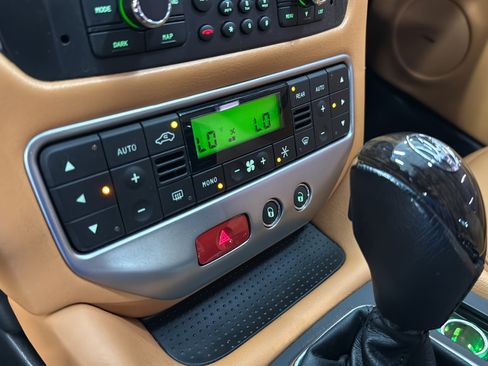 Used 2015 Maserati GranTurismo Convertible RWD image 49