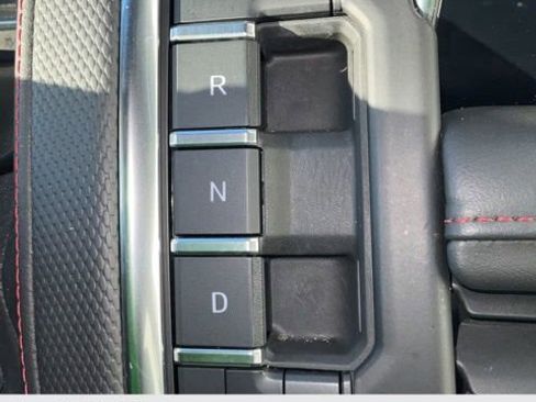 Used 2022 Chevrolet Tahoe RST w/ Luxury Package image 35