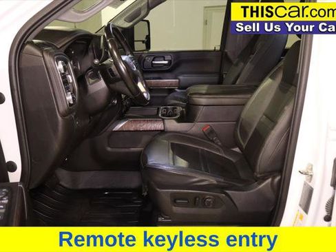 Used 2023 GMC Sierra 2500 Denali w/ Denali Ultimate Package AWD/4WD image 25