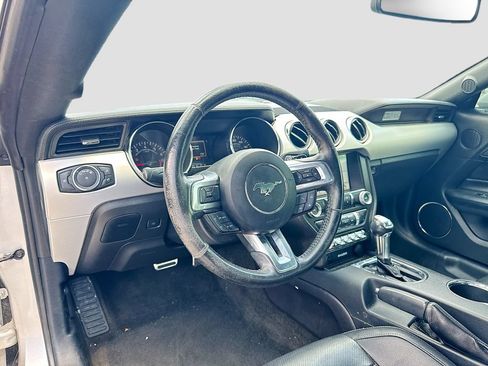Used 2016 Ford Mustang Premium RWD image 11
