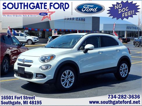 Used 2016 FIAT 500X Lounge AWD/4WD image 1
