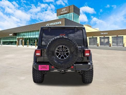 Used 2022 Jeep Wrangler Unlimited Sport AWD/4WD image 7