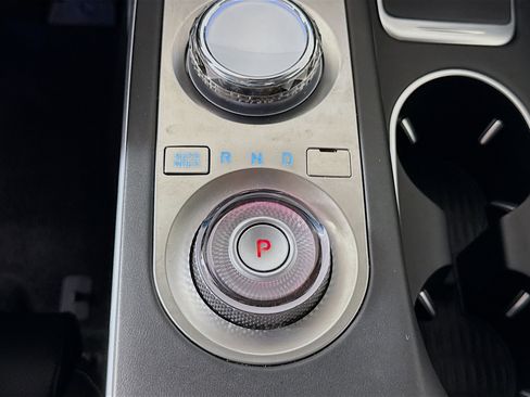 Used 2025 Genesis GV70 2.5T image 20