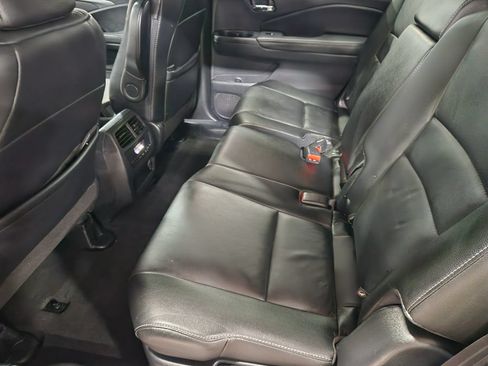 Used 2019 Honda Pilot EX-L image 41