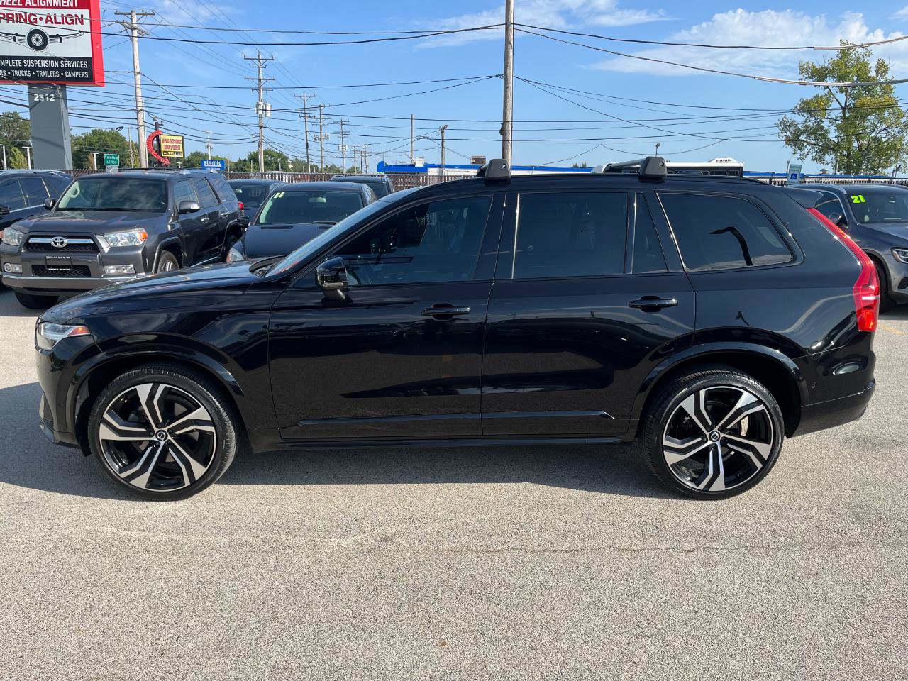 Used 2020 Volvo XC90 T6 R-Design w/ Protection Package Premier AWD/4WD image 2
