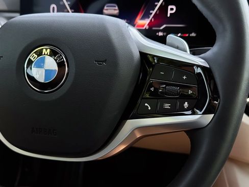 Used 2025 BMW 330i Sedan RWD image 15