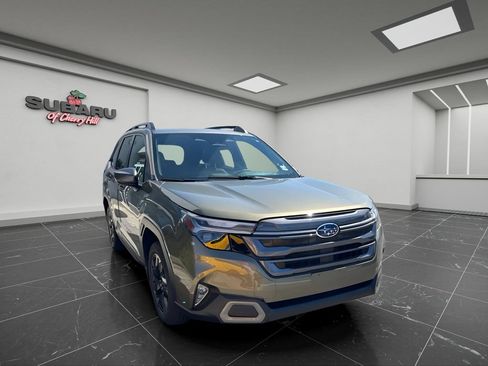 Certified 2025 Subaru Forester Limited AWD/4WD image 2