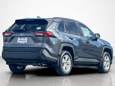 Certified 2021 Toyota RAV4 LE w/ Carpet Mat Package (TMS) AWD/4WD image 5