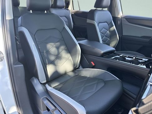 New 2026 Volkswagen Atlas Peak Edition AWD/4WD image 27