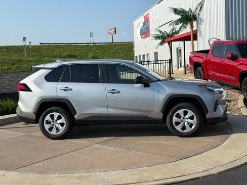 Certified 2025 Toyota RAV4 LE AWD/4WD image 2