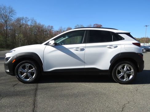 Used 2023 Hyundai Kona SEL FWD image 8