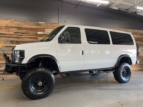 Used 2009 Ford E-350 and Econoline 350 XL image 23