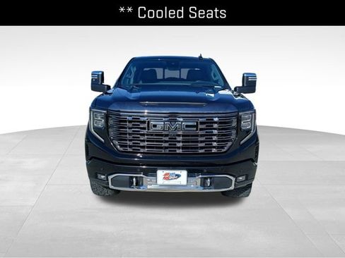 Used 2024 GMC Sierra 1500 Denali w/ Denali Reserve Package AWD/4WD image 8