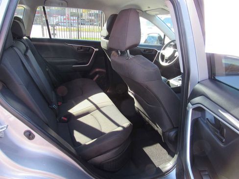 Used 2025 Toyota RAV4 LE image 10