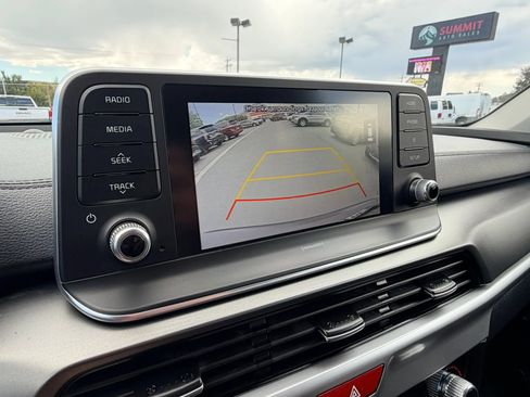 Used 2021 Kia Telluride S AWD/4WD image 18