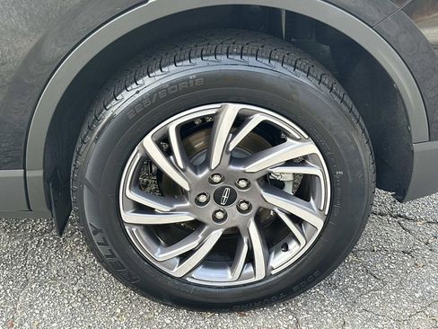 Certified 2024 Lincoln Corsair Premiere image 20