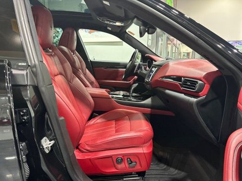 Used 2019 Maserati Levante GranSport AWD/4WD image 55