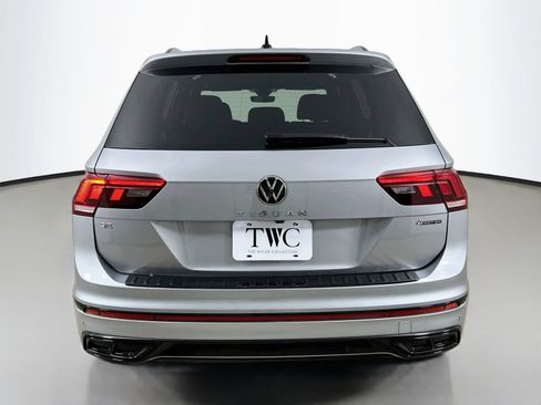 Used 2024 Volkswagen Tiguan SE R-Line AWD/4WD image 6