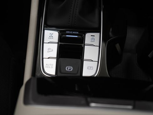 Used 2024 Hyundai Tucson SE image 19