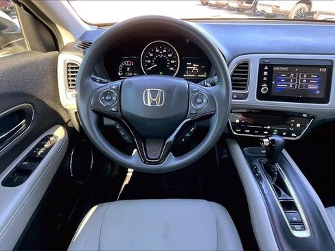 Used 2020 Honda HR-V EX image 8