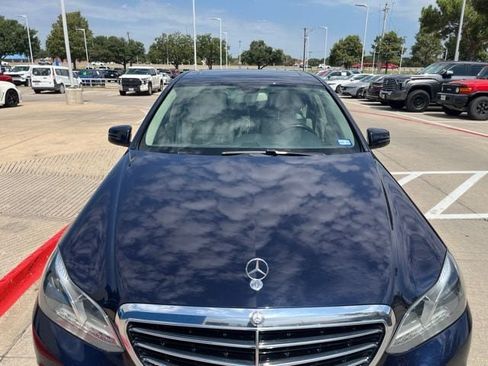 Used 2015 Mercedes-Benz E 350 4MATIC Sedan image 4