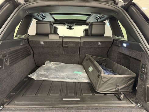 Used 2020 Land Rover Range Rover Autobiography image 47