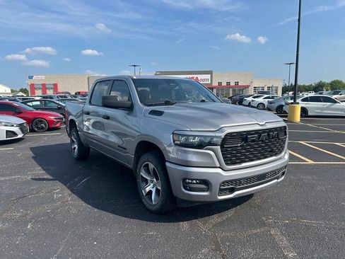 Used 2025 RAM 1500 Tradesman AWD/4WD image 1