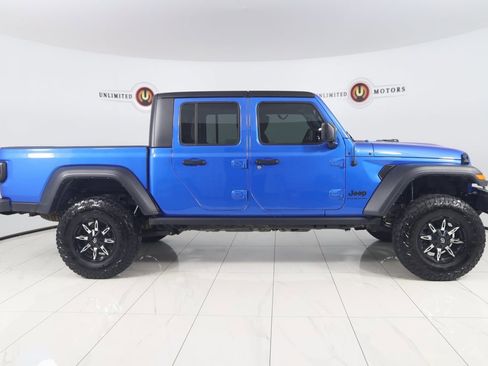 Used 2023 Jeep Gladiator Sport w/ Trailer Tow Package image 2