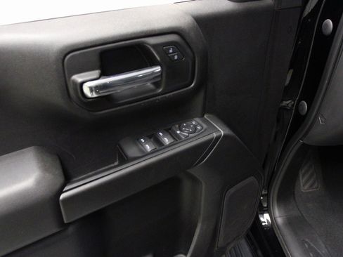 Used 2022 Chevrolet Silverado 1500 Custom Trail Boss w/ Safety Confidence Package image 23