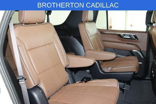 Used 2025 Chevrolet Tahoe High Country AWD/4WD image 26