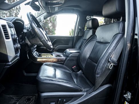 Used 2015 GMC Sierra 2500 SLT w/ Duramax Plus Package image 7