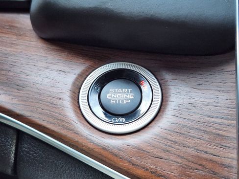 Used 2022 Jeep Grand Cherokee Summit image 23