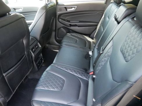 Certified 2024 Ford Edge Titanium AWD/4WD image 8