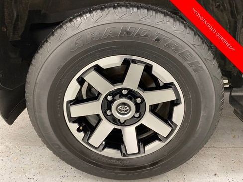 Certified 2022 Toyota 4Runner TRD Off-Road Premium image 8