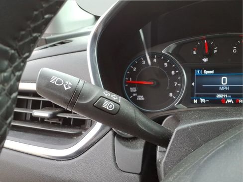 Used 2024 Chevrolet Equinox LT FWD image 22