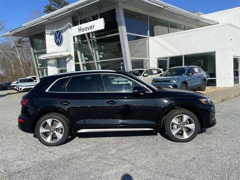 Used 2022 Audi Q5 2.0T Premium image 2