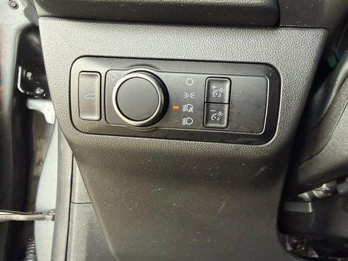 Certified 2023 Ford Escape Active AWD/4WD image 13